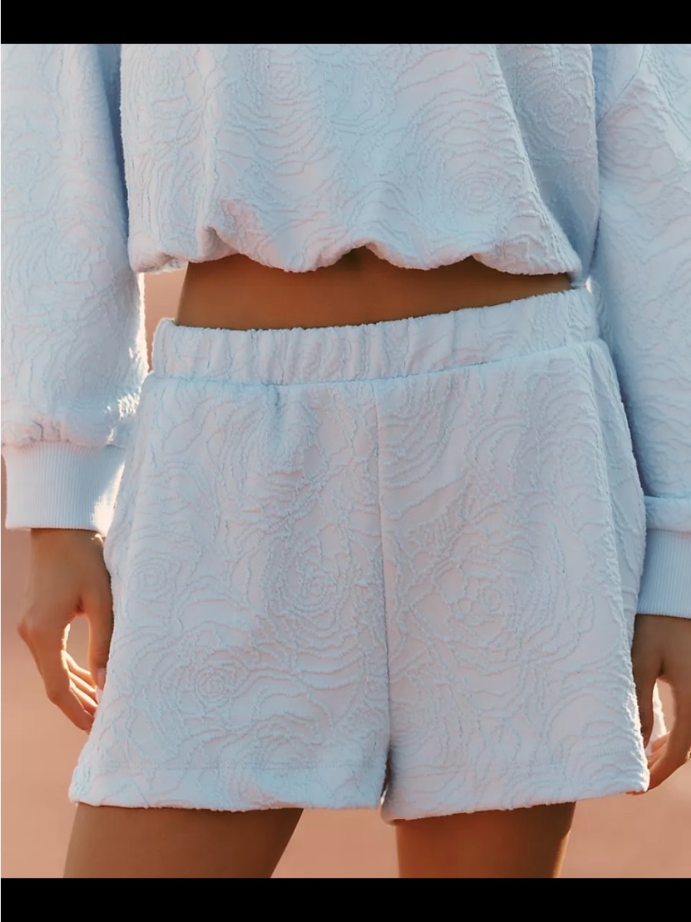 Daily Practice Textured Shorts. - Picture 2 of 4